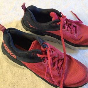 Hoka one one sneaker size 9b